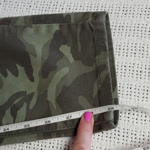 Style & Co. Curvy Skinny Leg Camouflage Sz. 10 Pants with Pockets - Picture 9 of 9
